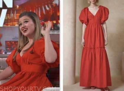 Channel Kelly Clarkson's $695 Red Jumpsuit Look for the Holidays