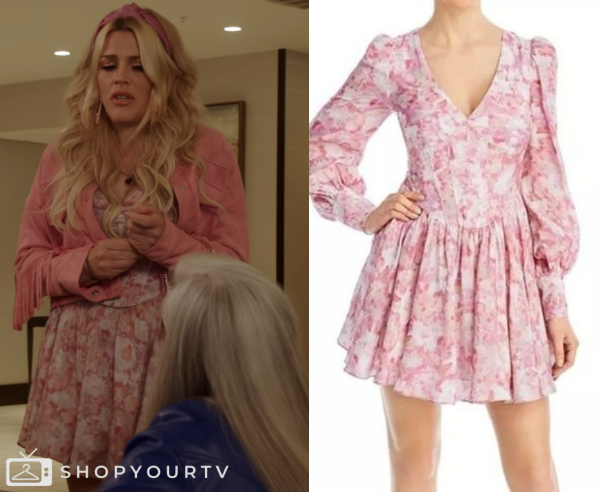WornOnTV: Summer's pink track jacket and floral leggings on Girls5eva, Busy Philipps